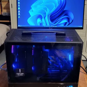 Game PC Mini RTX 5070 Ti